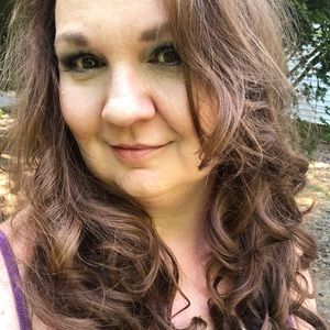 Meet your Posher, Wendy